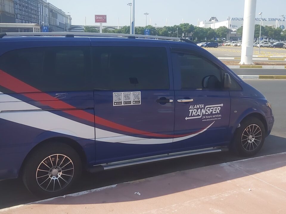 Private Transfer Services from Lara to Kemer