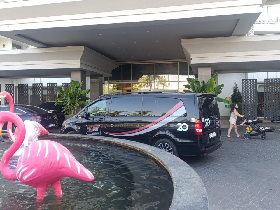 Reliable and Comfortable Private Transfer Services from Kemer to Konyaaltı with Professional Drivers and Modern Vehicles for a Stress Free Journey